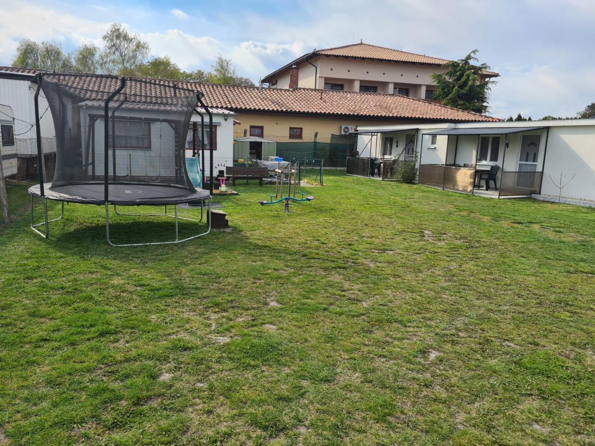Melanie Apartman Veľký Meder Εξωτερικό φωτογραφία